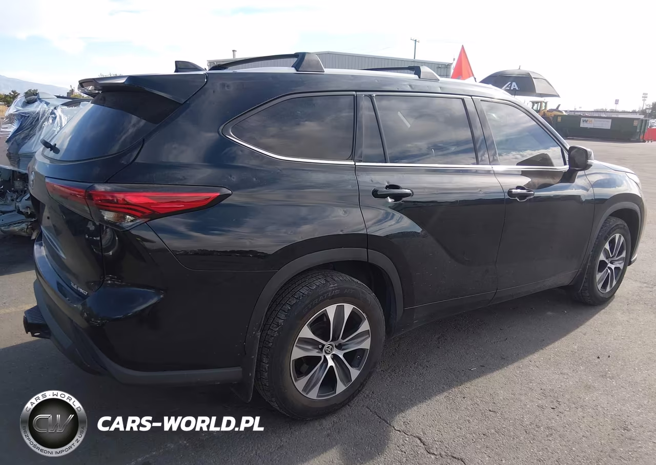 2022 Toyota Highlander Xle VIN:5TDGZRBH9NS223170 - 4