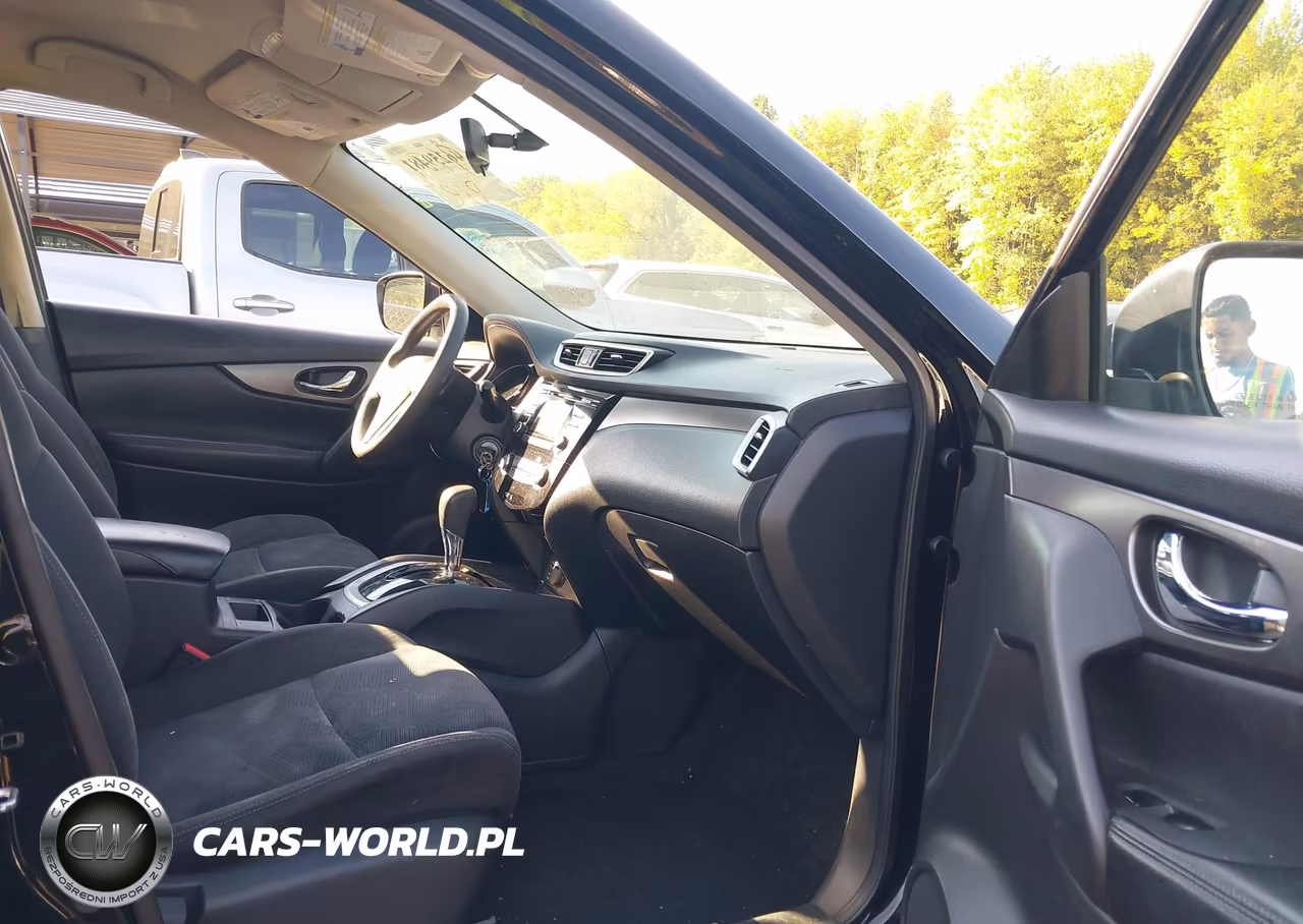 2015 Nissan Rogue S VIN:KNMAT2MV3FP590773 - 5