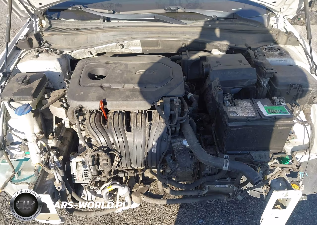 2019 Kia Optima S VIN:5XXGT4L35KG329331 - 10