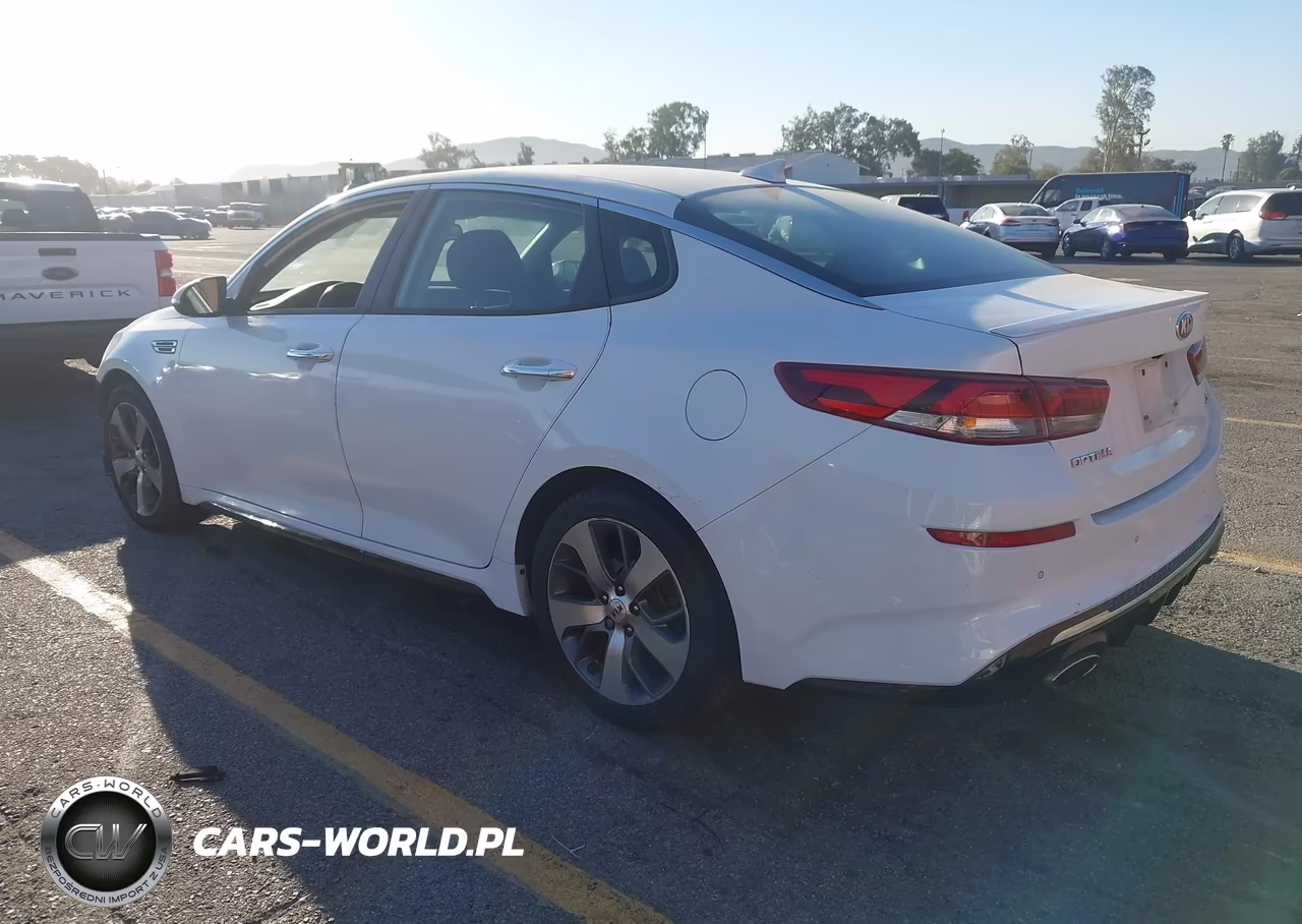 2019 Kia Optima S VIN:5XXGT4L35KG329331 - 3