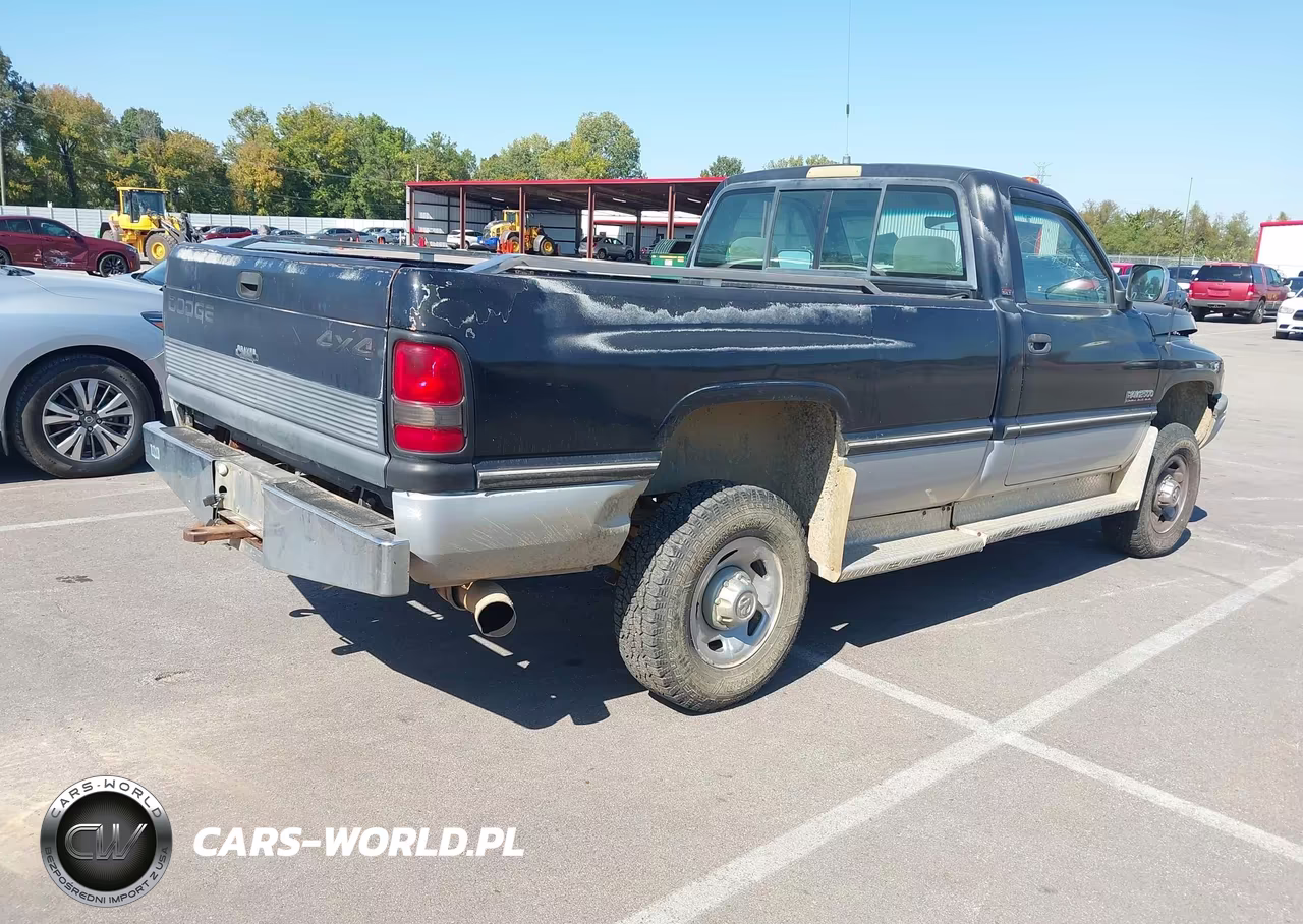 1996 Dodge Ram 2500 VIN:1B7KF26C6TS536495 - 4