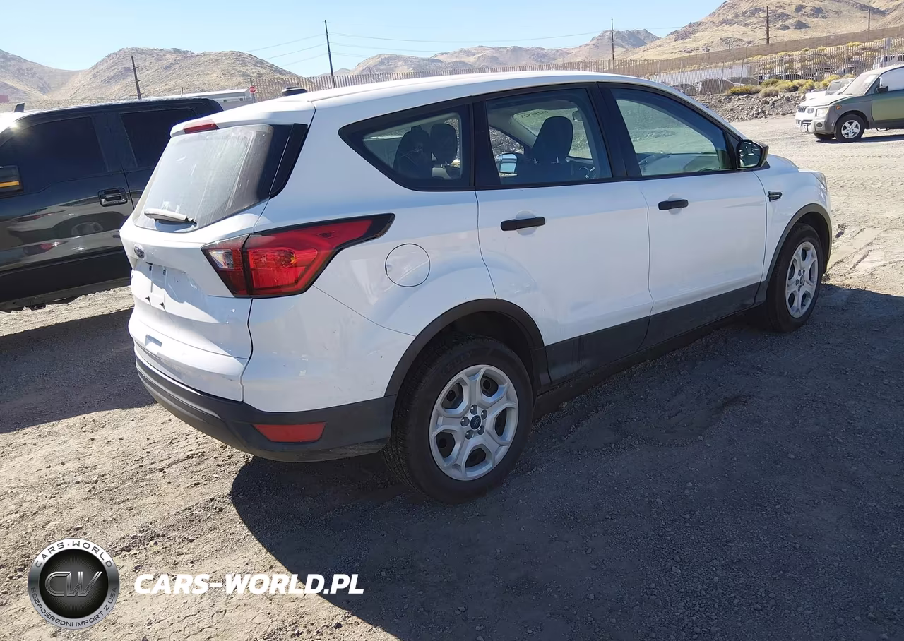 2019 Ford Escape S VIN:1FMCU0F72KUB61897 - 4