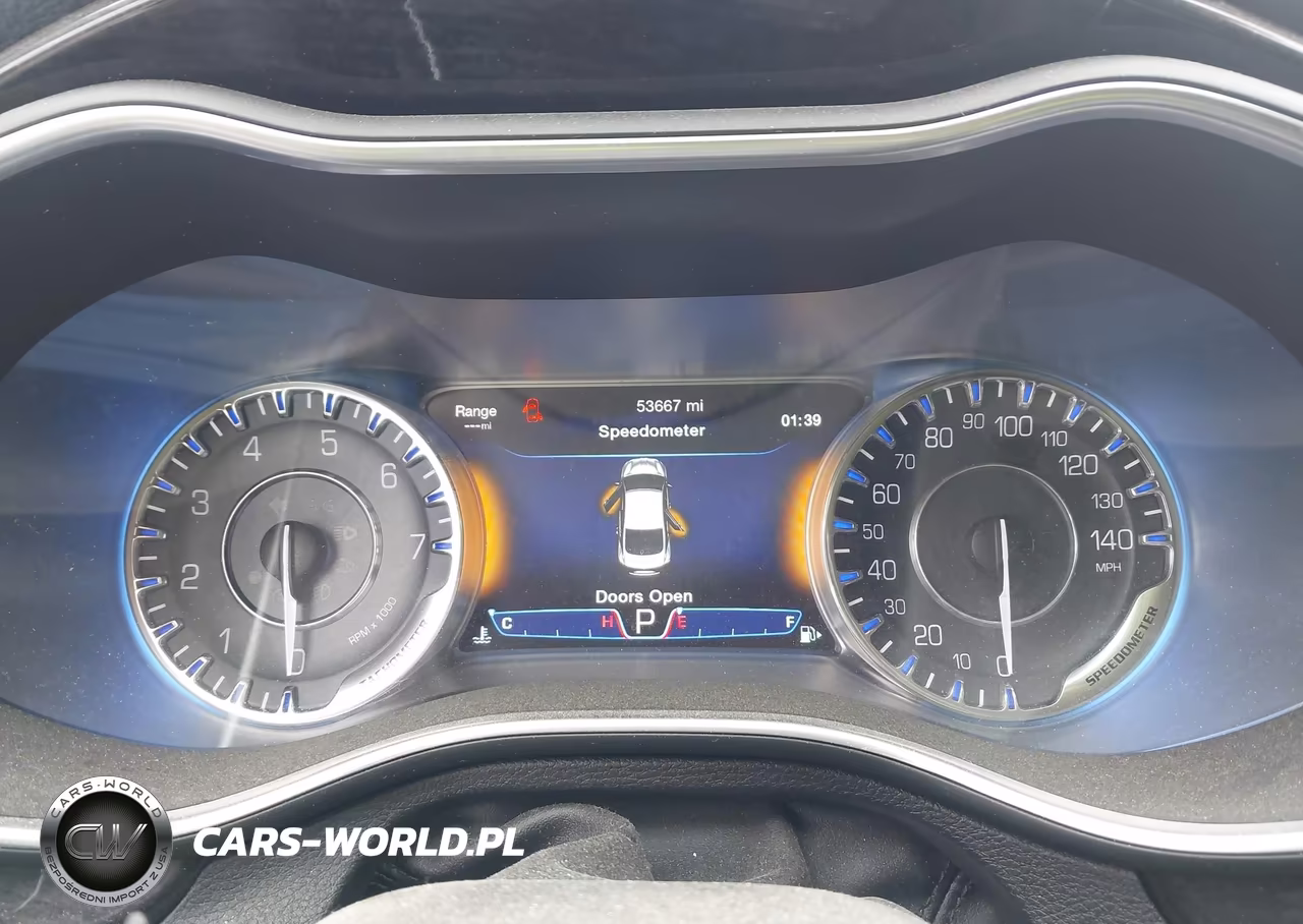 2015 Chrysler 200 C VIN:1C3CCCEG4FN757432 - 7