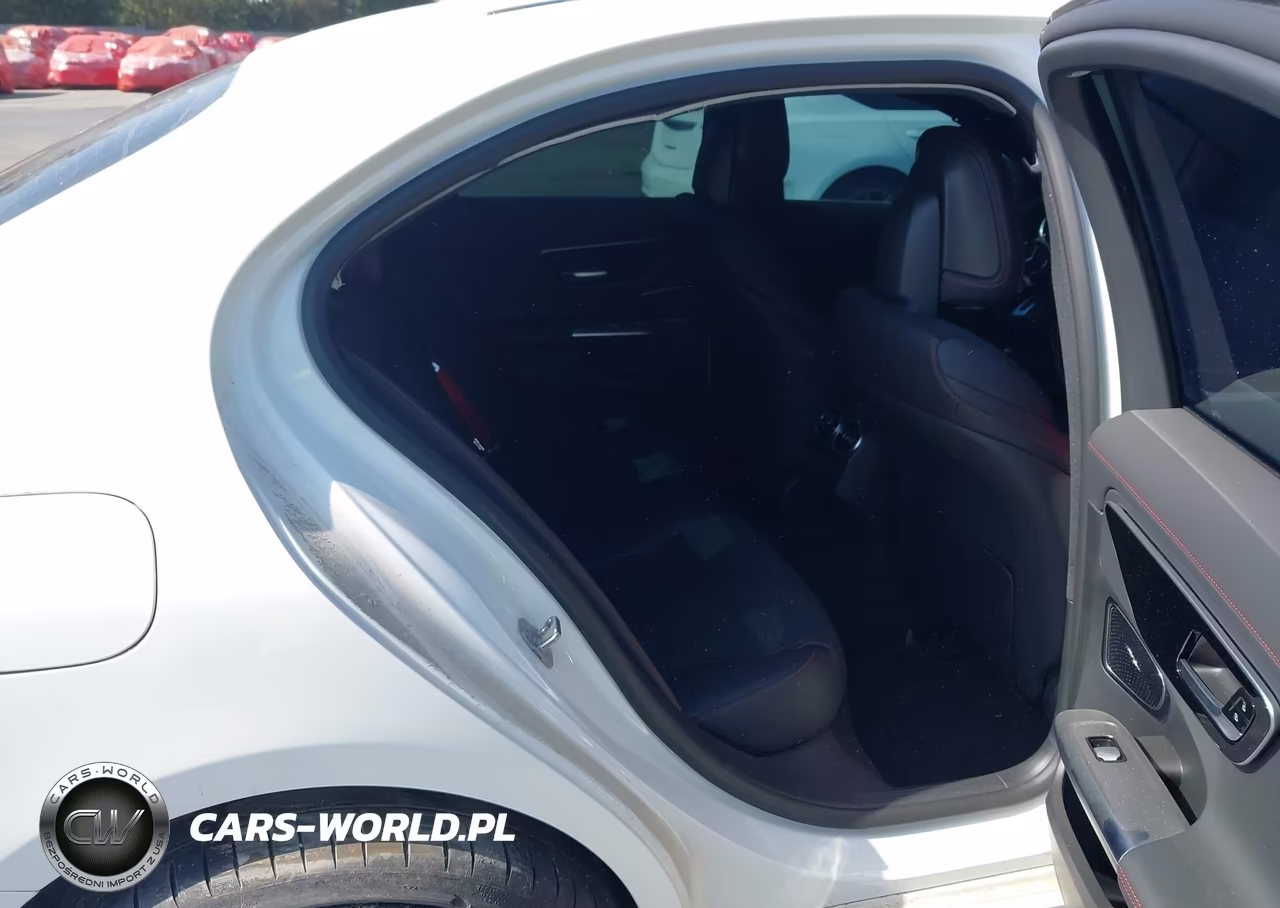 2026 Mercedes-Benz Amg C 43 4Matic VIN:W1KAF8HB6TR309520 - 8