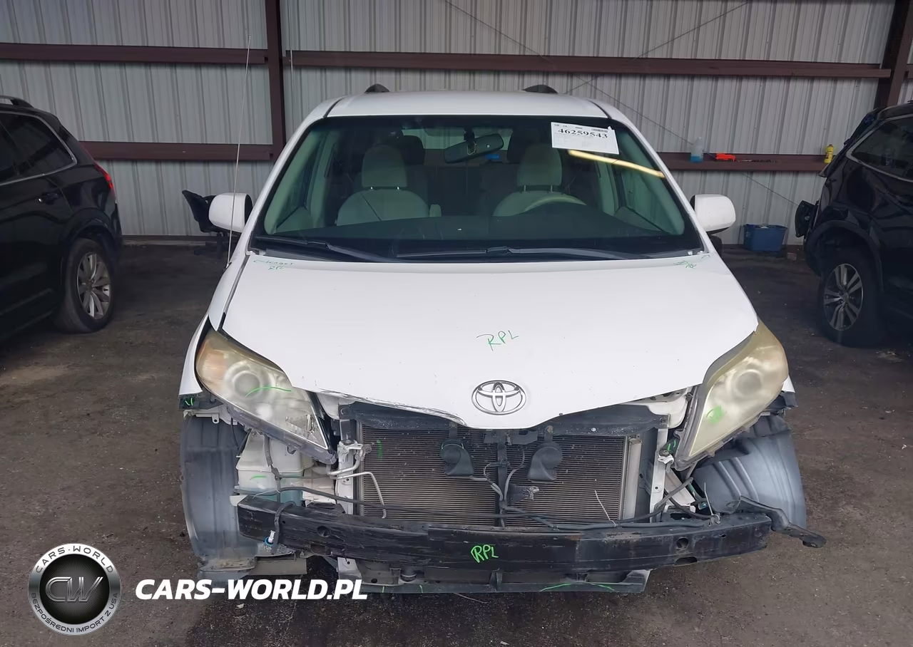 2011 Toyota Sienna Le V6 VIN:5TDKK3DC5BS170816 - 13