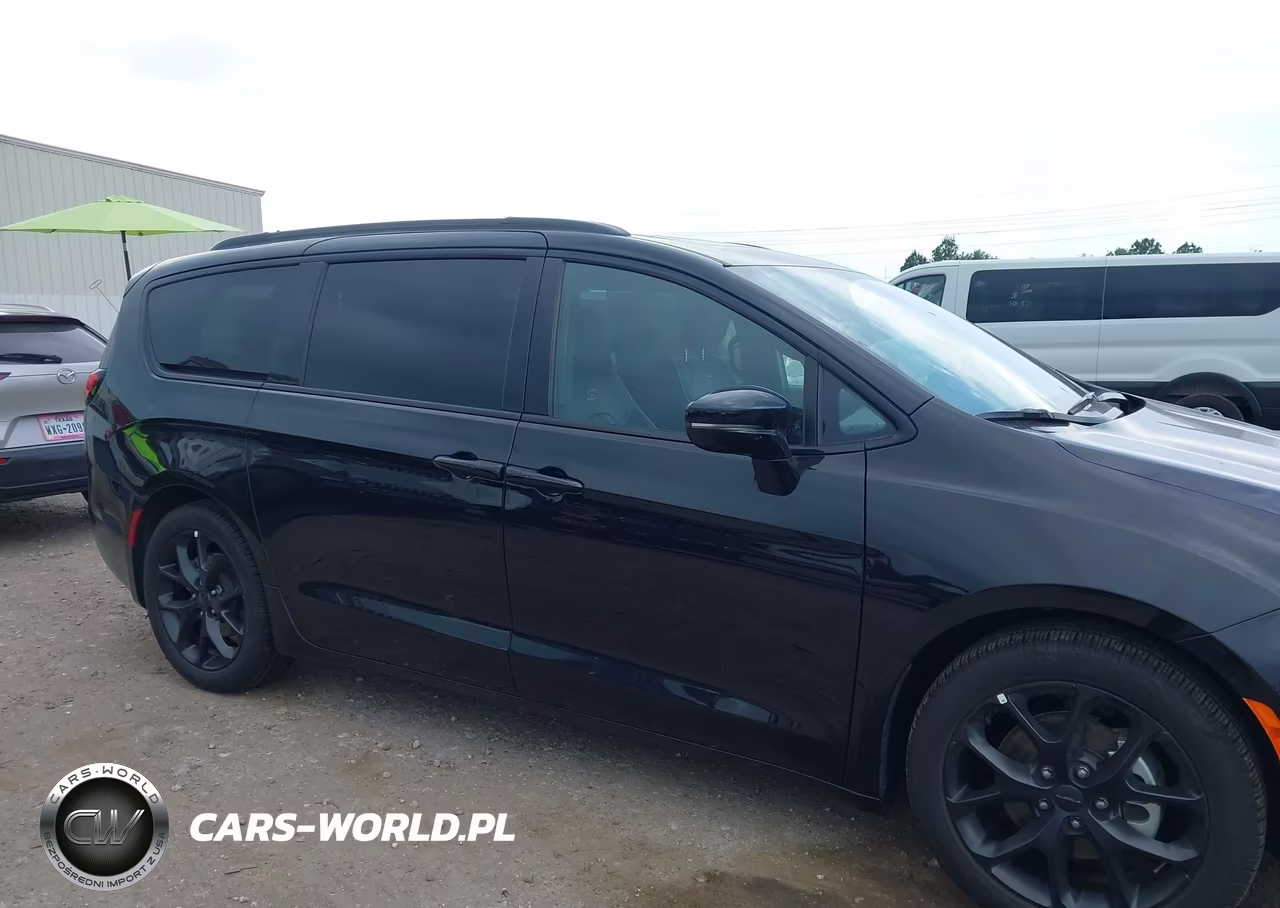 2027 Chrysler Pacifica VIN:2C4RC1GG1VR552871 - 14