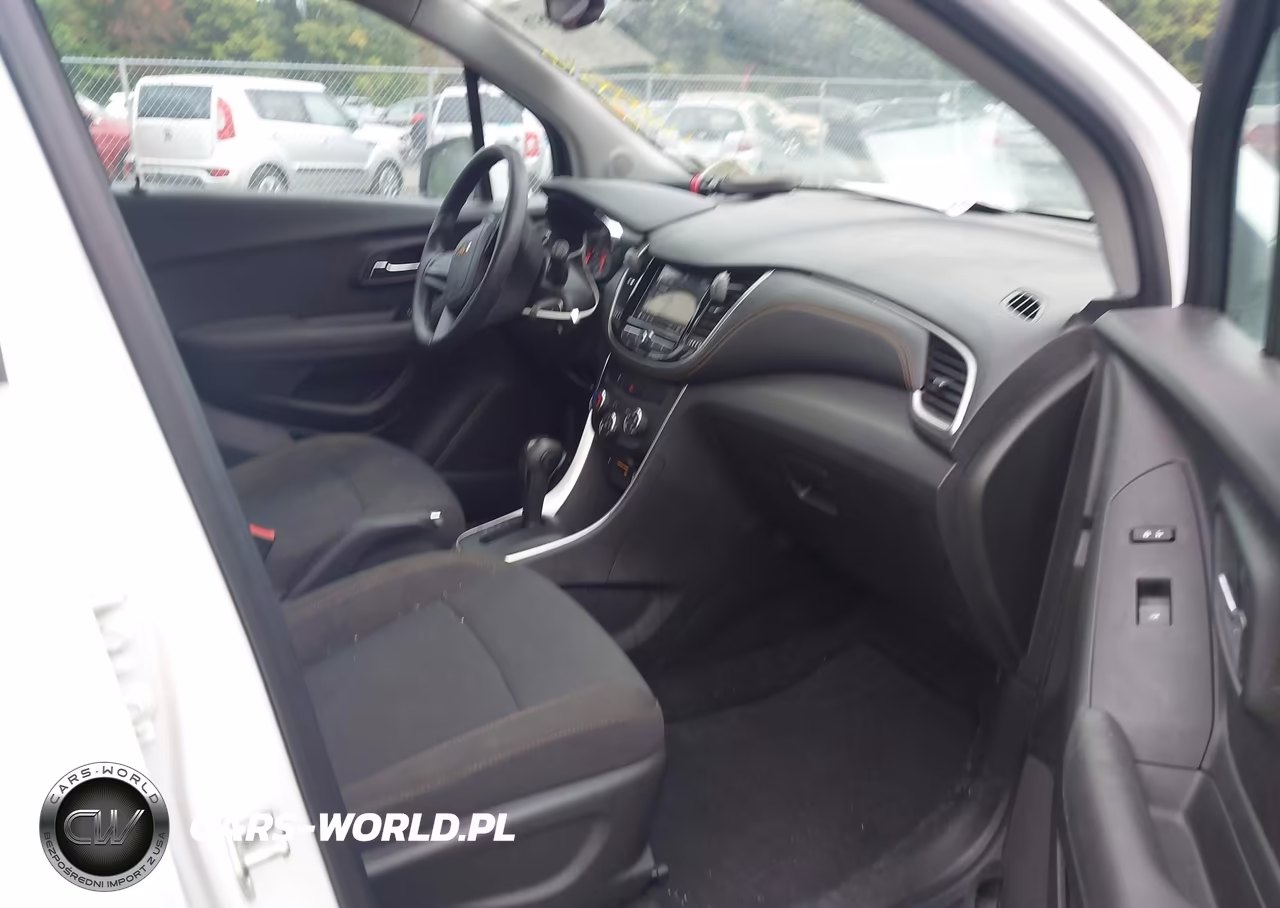 2018 Chevrolet Trax Ls VIN:KL7CJNSB4JB709295 - 5