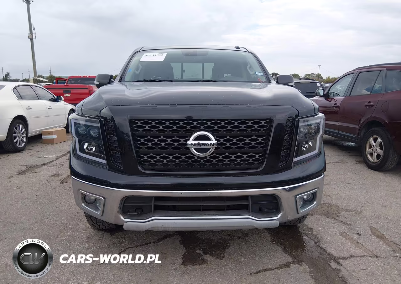 2017 Nissan Titan Pro-4X VIN:1N6AA1E56HN552254 - 12