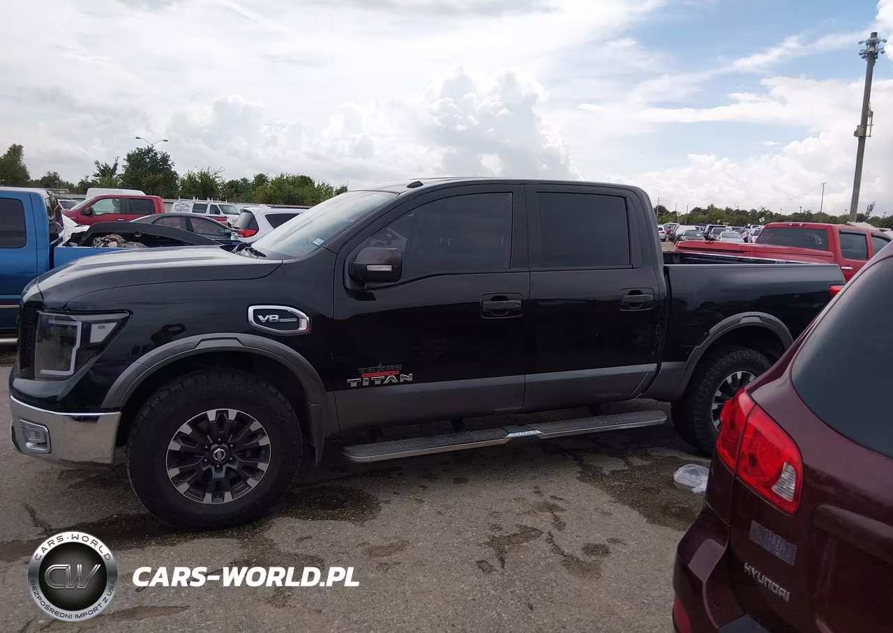 2017 Nissan Titan Pro-4X VIN:1N6AA1E56HN552254 - 14