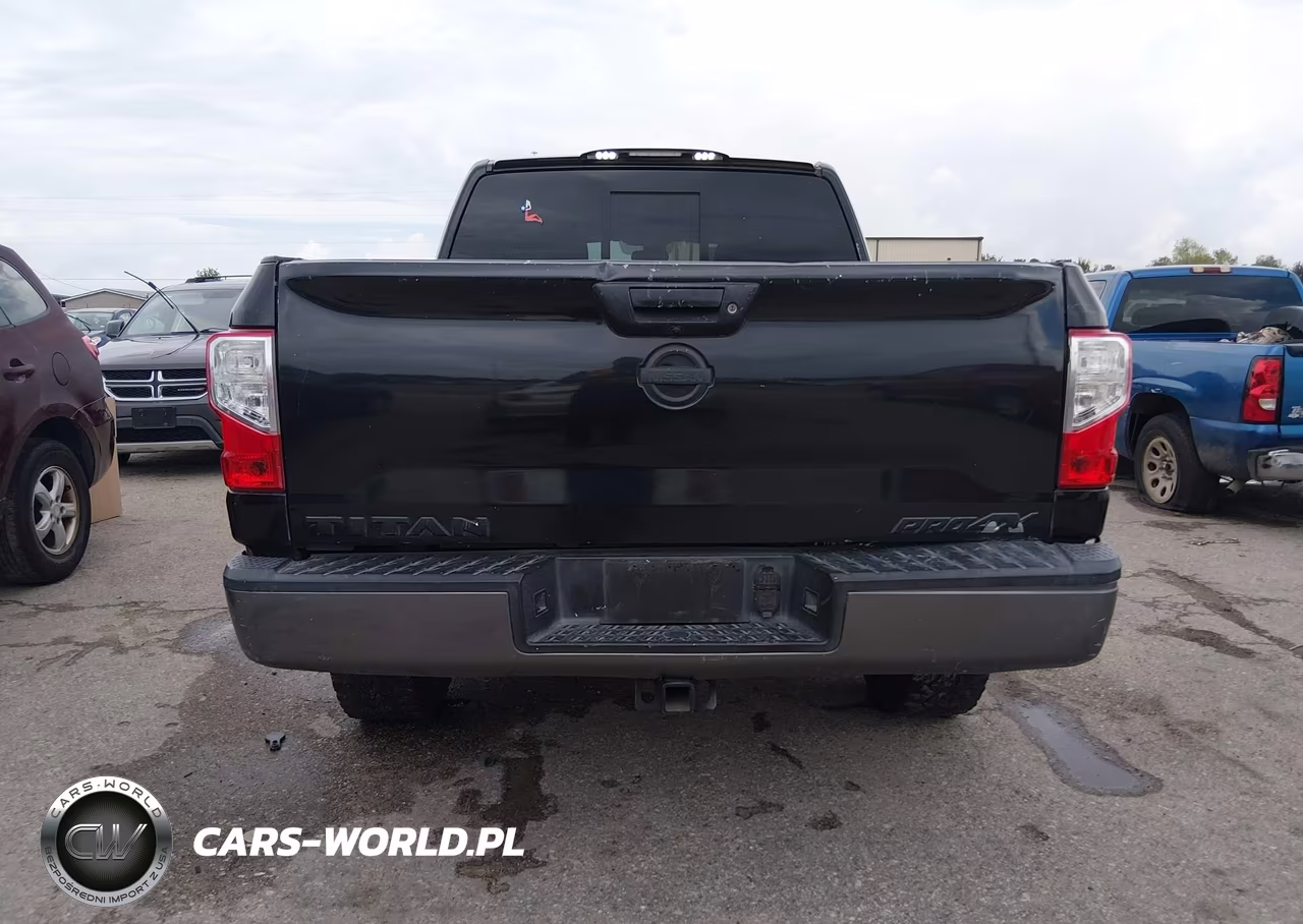 2017 Nissan Titan Pro-4X VIN:1N6AA1E56HN552254 - 16