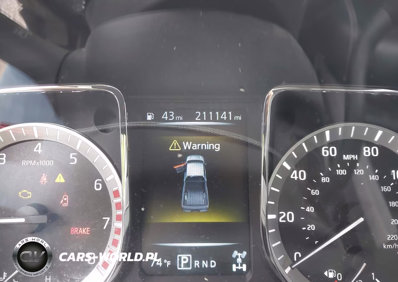 2017 Nissan Titan Pro-4X VIN:1N6AA1E56HN552254 - 7
