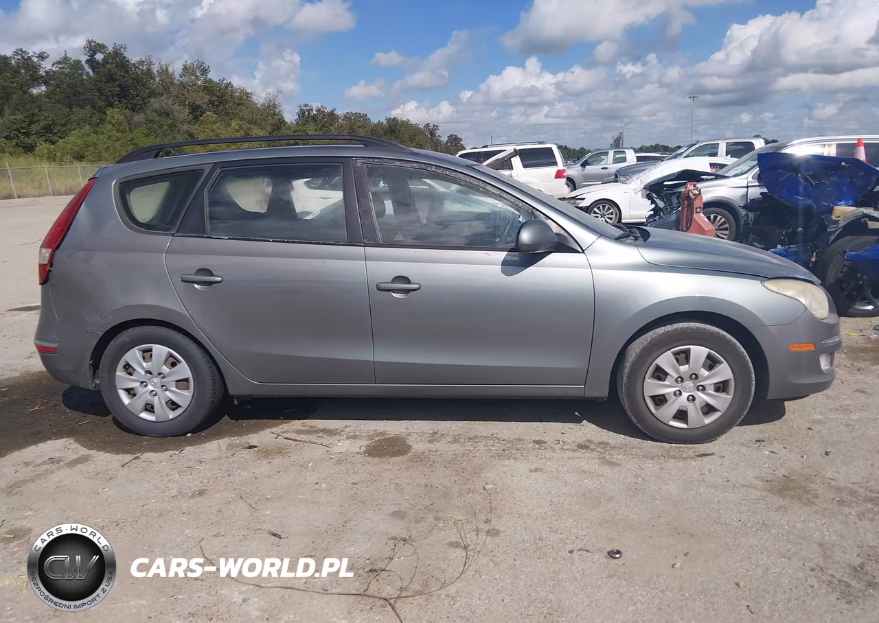 2010 Hyundai Elantra Touring Gls VIN:KMHDC8AE0AU050985 - 13