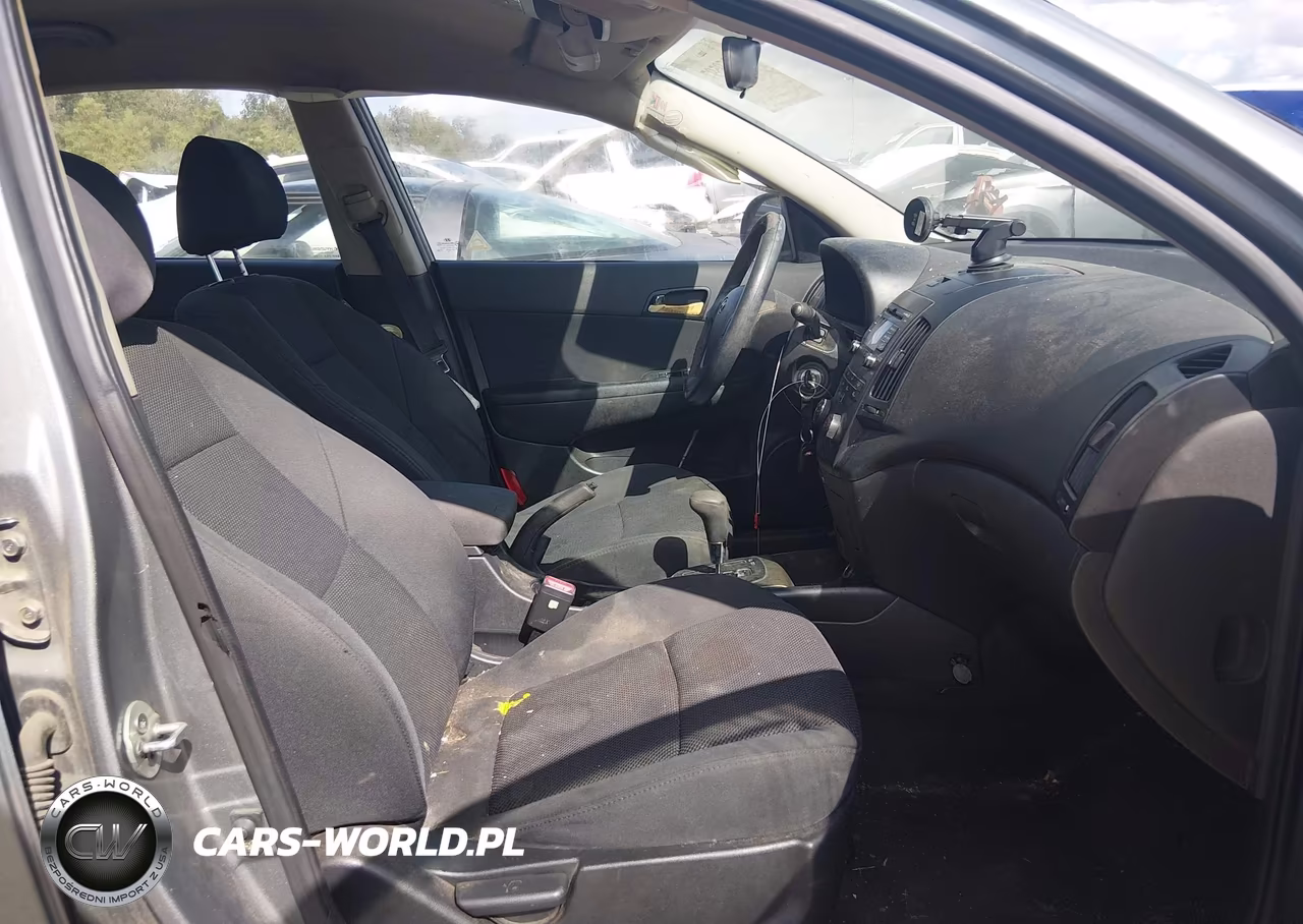 2010 Hyundai Elantra Touring Gls VIN:KMHDC8AE0AU050985 - 5