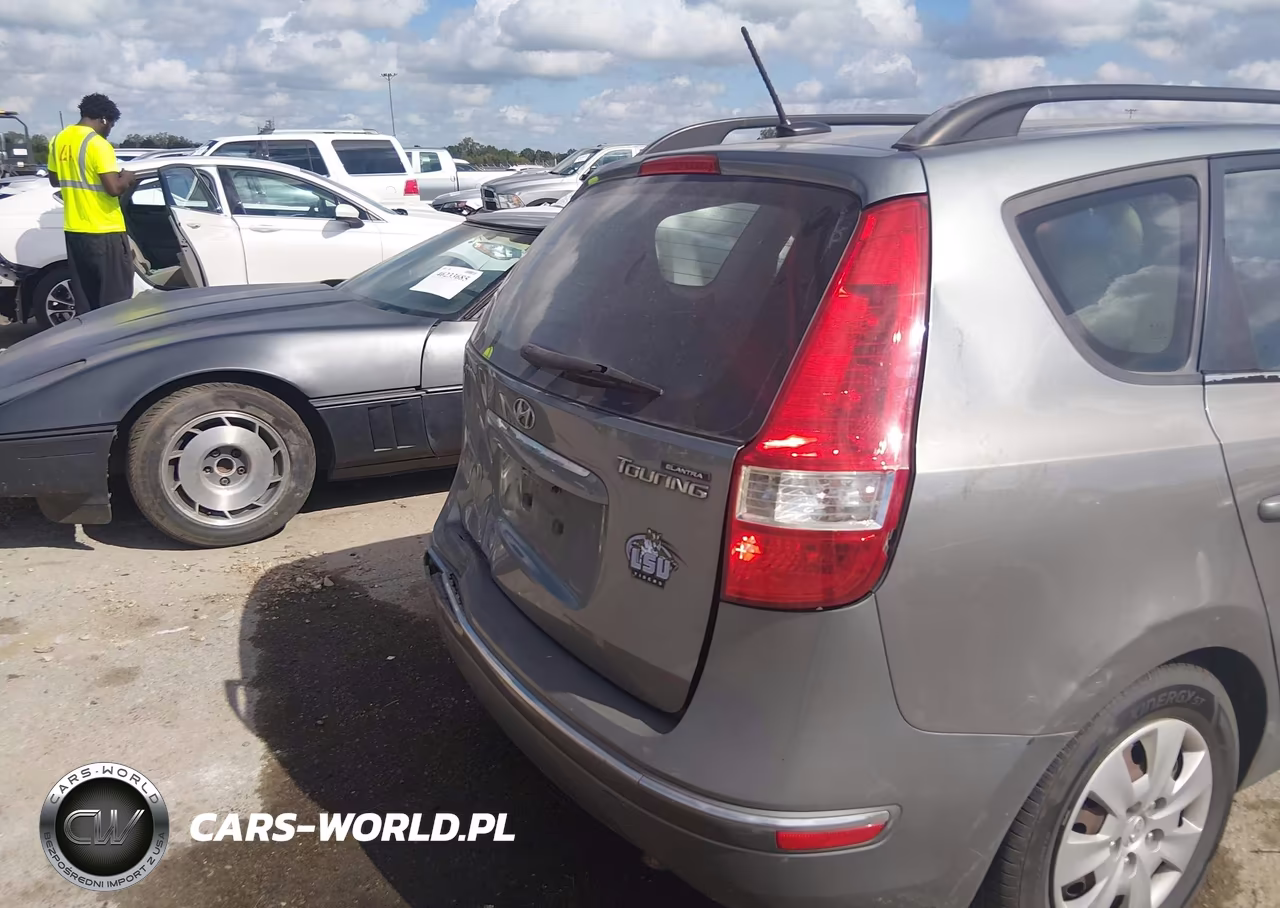 2010 Hyundai Elantra Touring Gls VIN:KMHDC8AE0AU050985 - 6