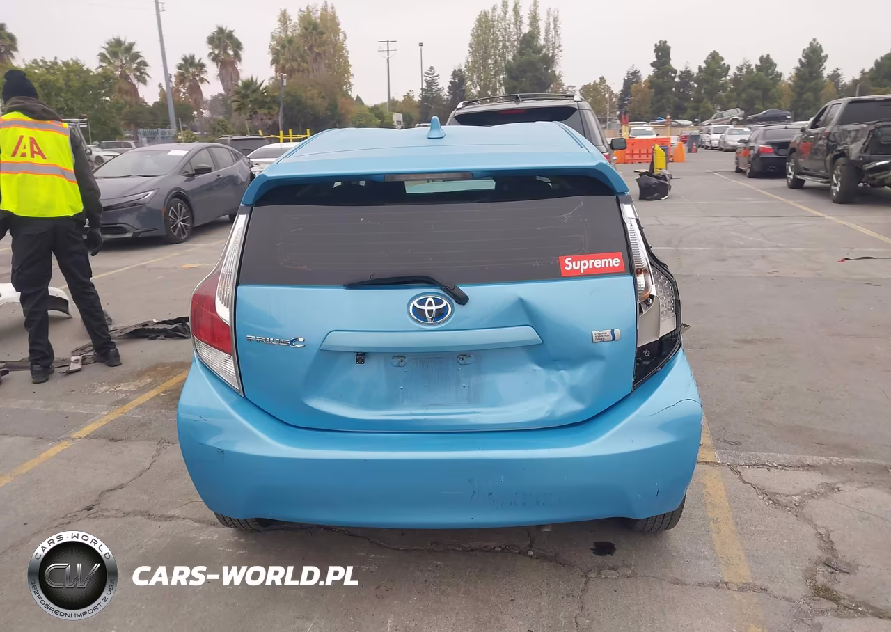 2016 Toyota Prius C One VIN:JTDKDTB34G1120197 - 19