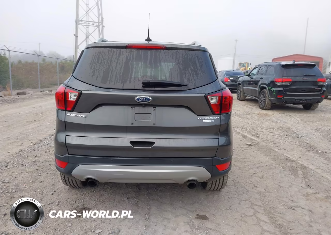 2019 Ford Escape Titanium VIN:1FMCU9J92KUB98607 - 16