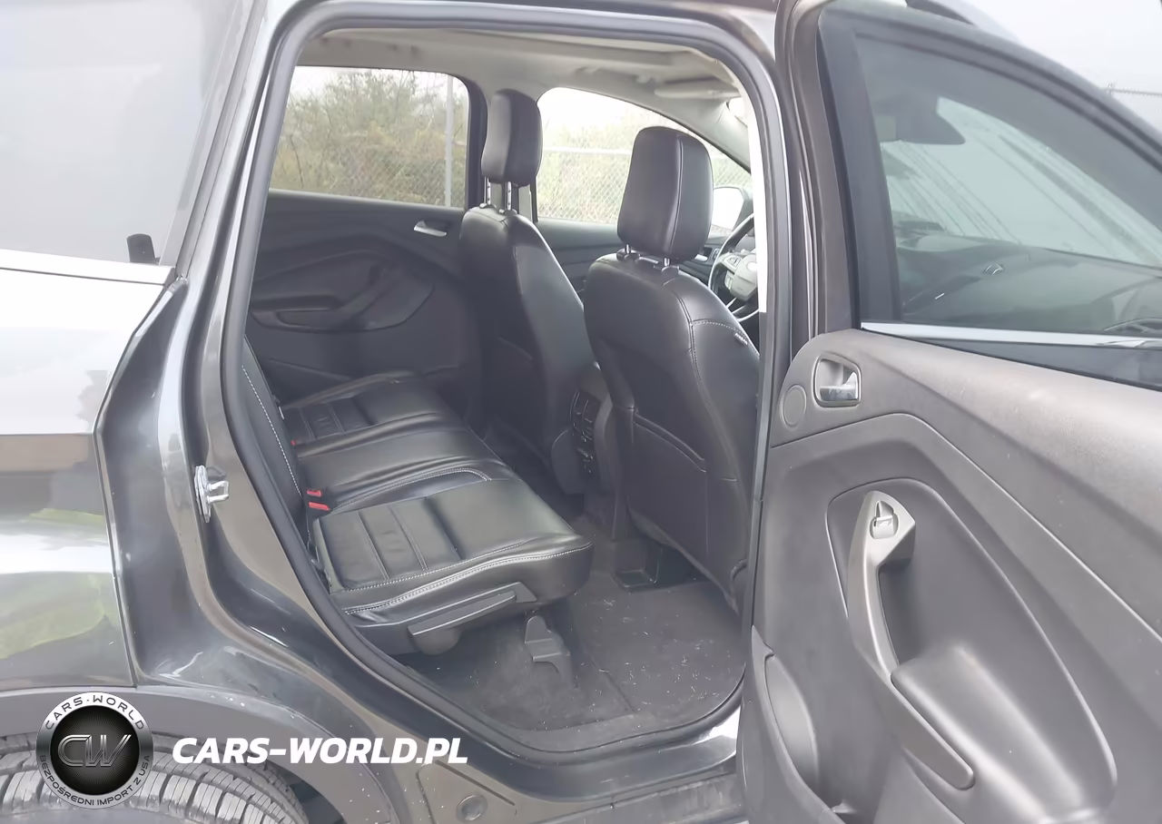2019 Ford Escape Titanium VIN:1FMCU9J92KUB98607 - 8
