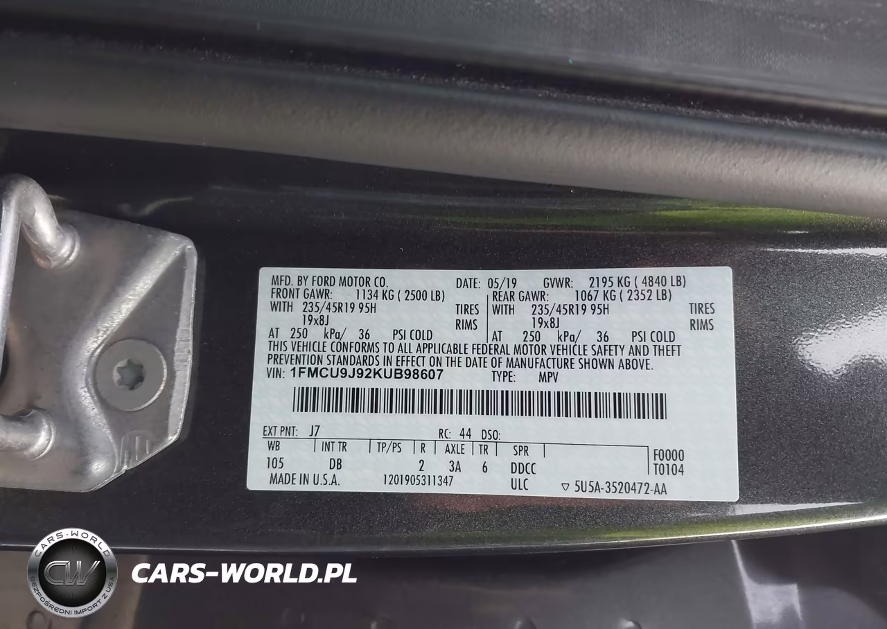 2019 Ford Escape Titanium VIN:1FMCU9J92KUB98607 - 9