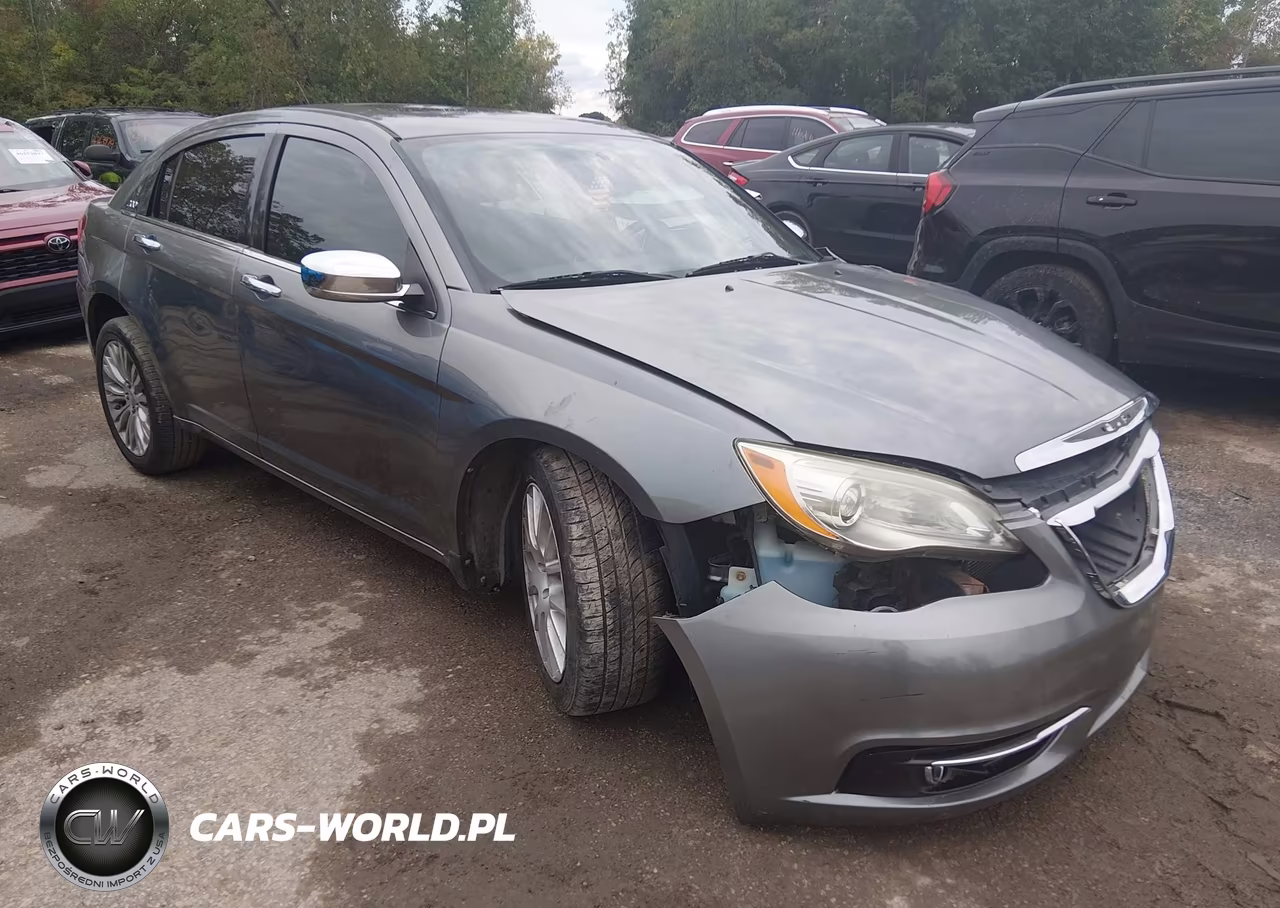 2013 Chrysler 200 Limited
