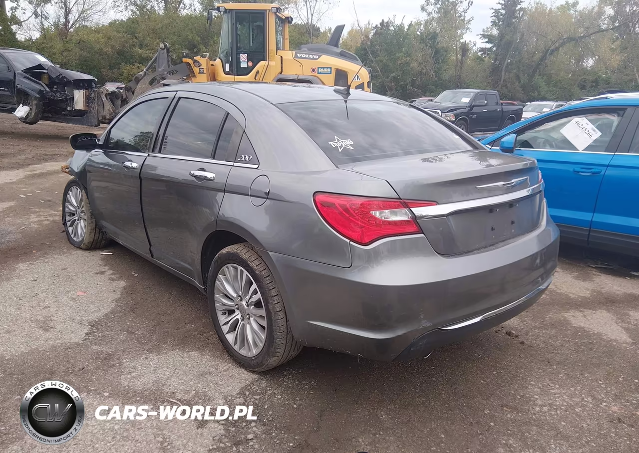 2013 Chrysler 200 Limited VIN:1C3CCBCG2DN520707 - 3