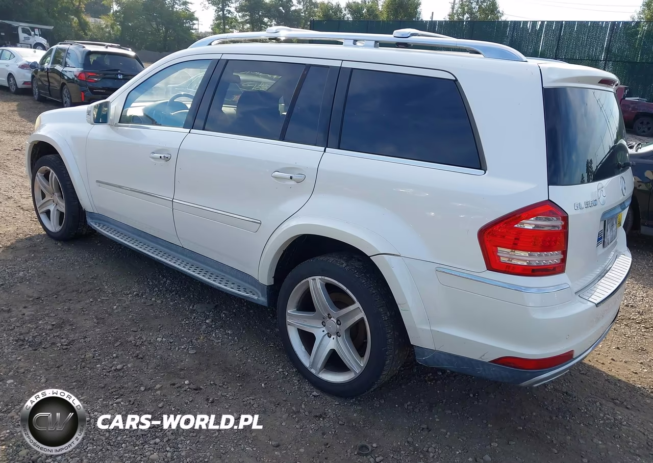 2011 Mercedes-Benz Gl 550 4Matic VIN:4JGBF8GE2BA671864 - 3
