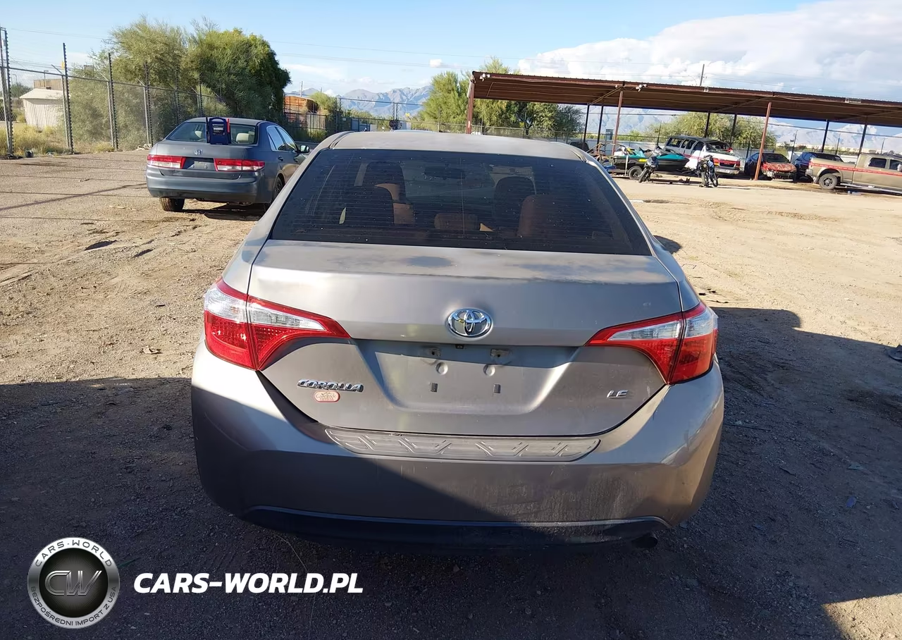 2016 Toyota Corolla Le VIN:5YFBURHE3GP390173 - 16