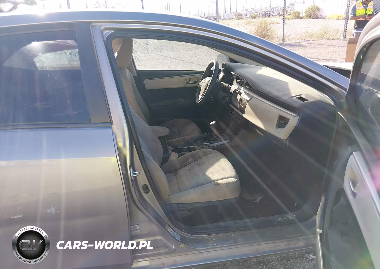 2016 Toyota Corolla Le VIN:5YFBURHE3GP390173 - 5