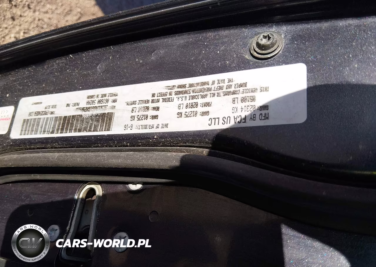 2016 Chrysler 300 300S VIN:2C3CCABG1GH287220 - 9