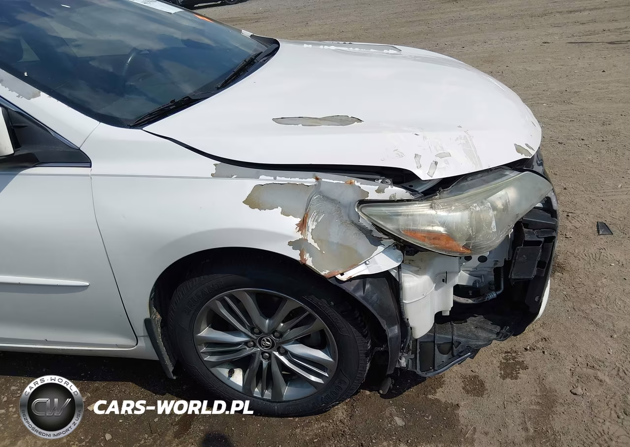 2015 Toyota Camry Se VIN:4T1BF1FK3FU476147 - 18