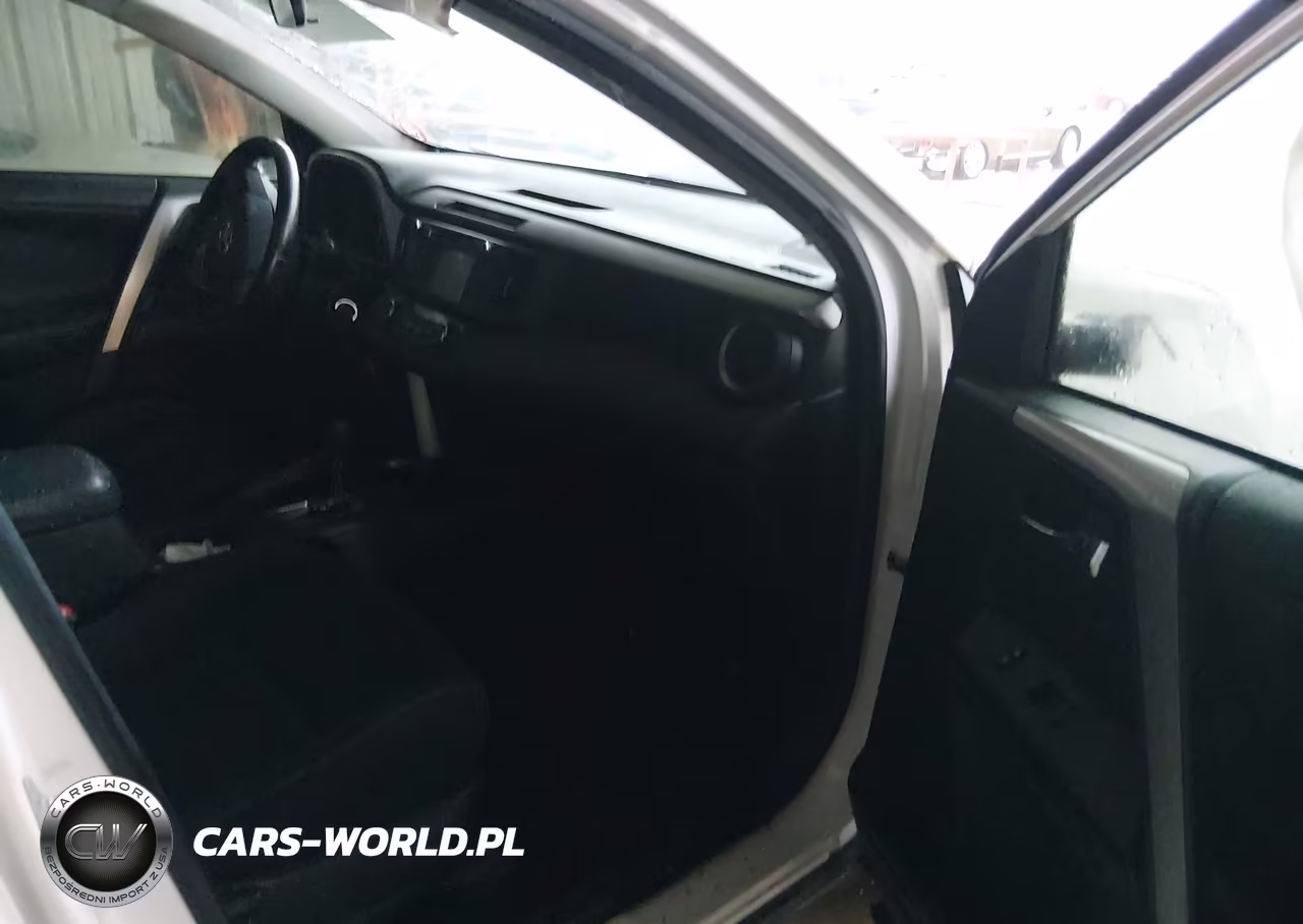 2017 Toyota Rav4 Xle VIN:JTMWFREV9HD094790 - 5