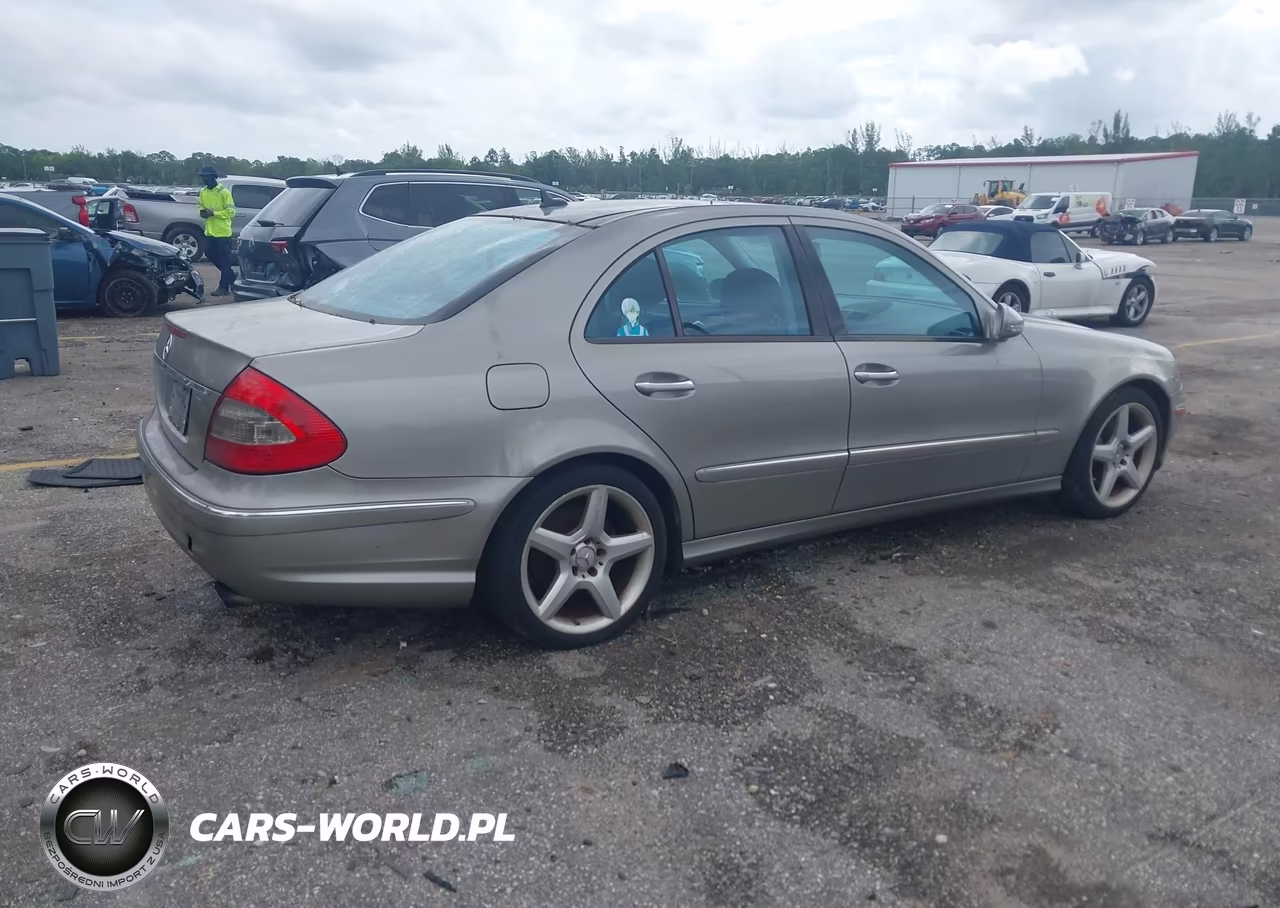2009 Mercedes-Benz E 350 VIN:WDBUF56X99B424472 - 4