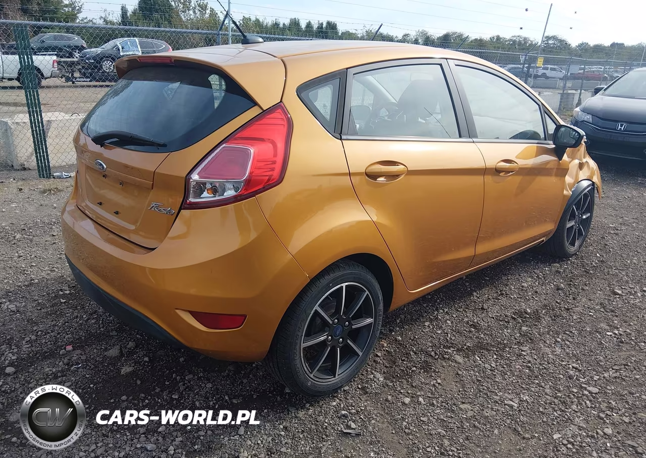 2016 Ford Fiesta Se VIN:3FADP4EJ9GM119636 - 4