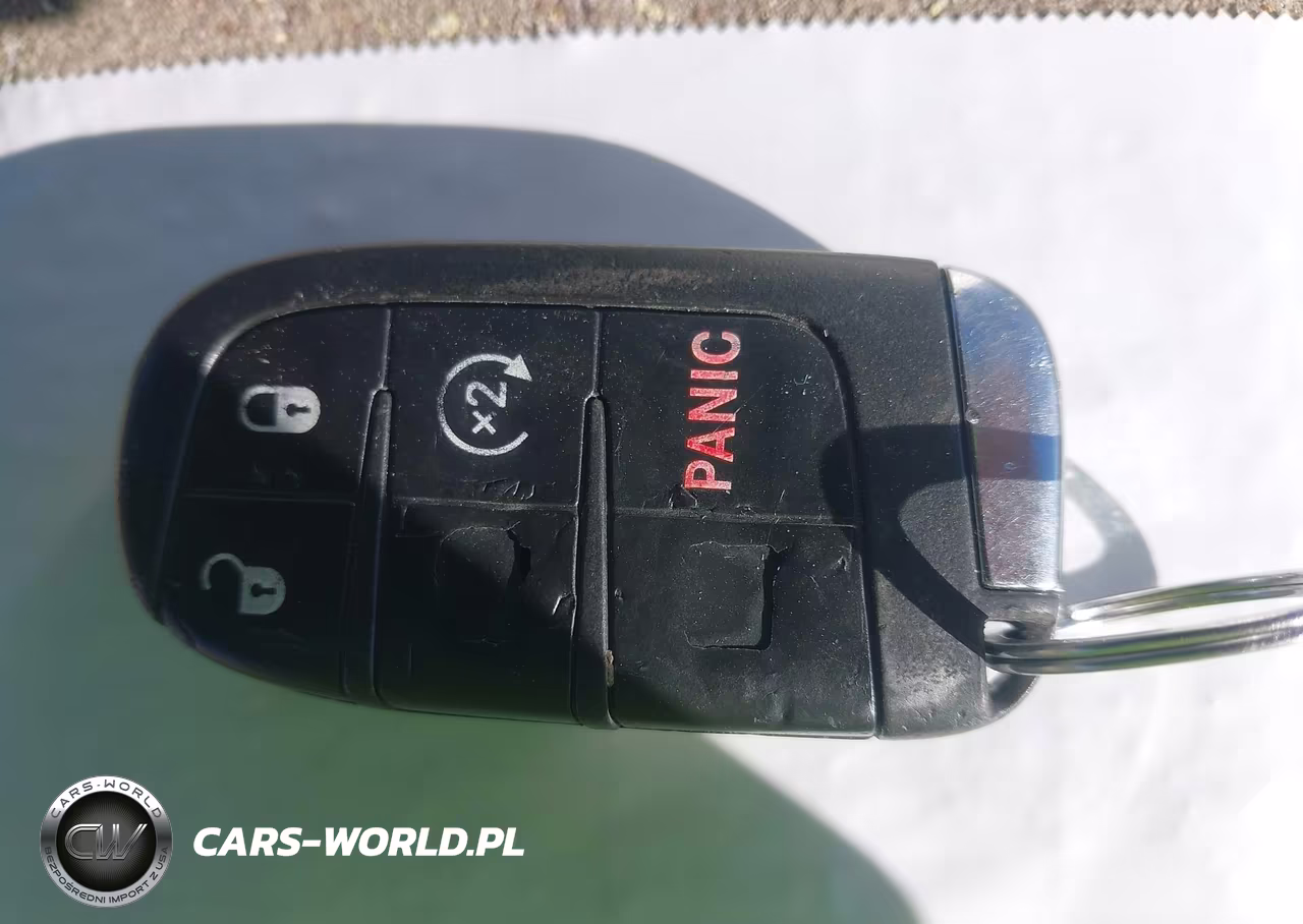 2017 Jeep Renegade Latitude VIN:ZACCJBBB1HPG51793 - 11