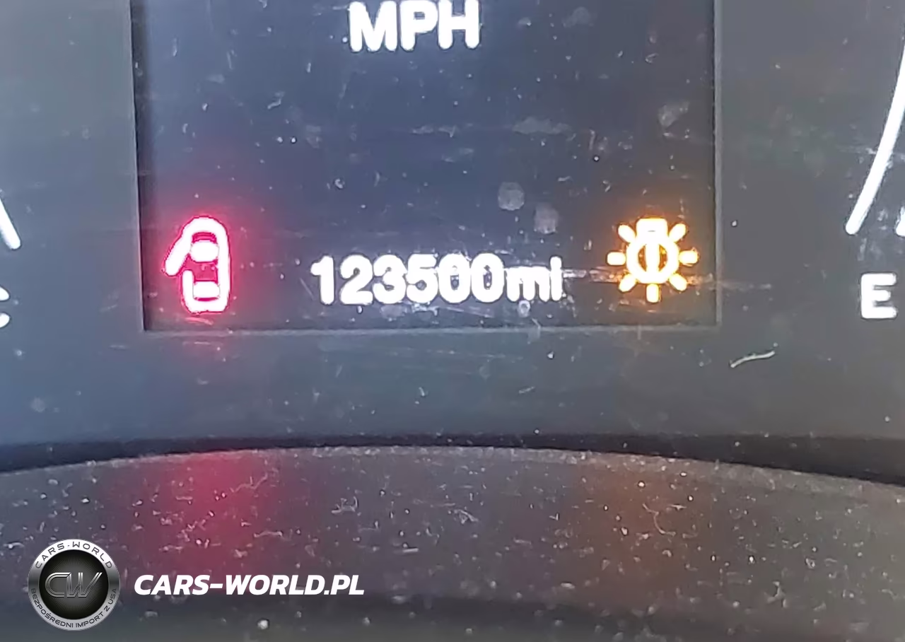 2017 Jeep Renegade Latitude VIN:ZACCJBBB1HPG51793 - 15