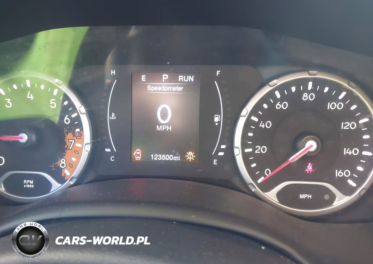 2017 Jeep Renegade Latitude VIN:ZACCJBBB1HPG51793 - 7