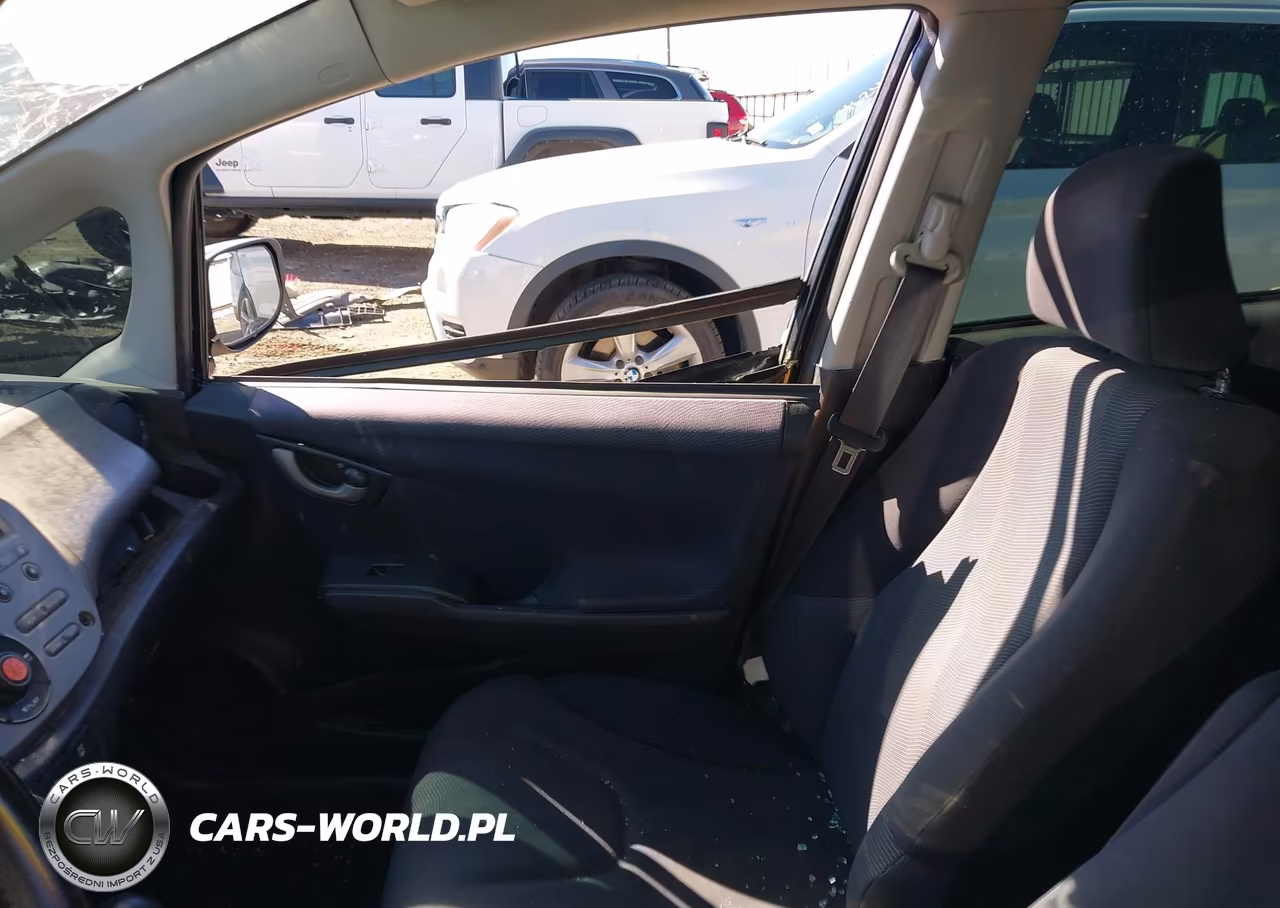 2010 Honda Fit Sport VIN:JHMGE8H49AC038797 - 5