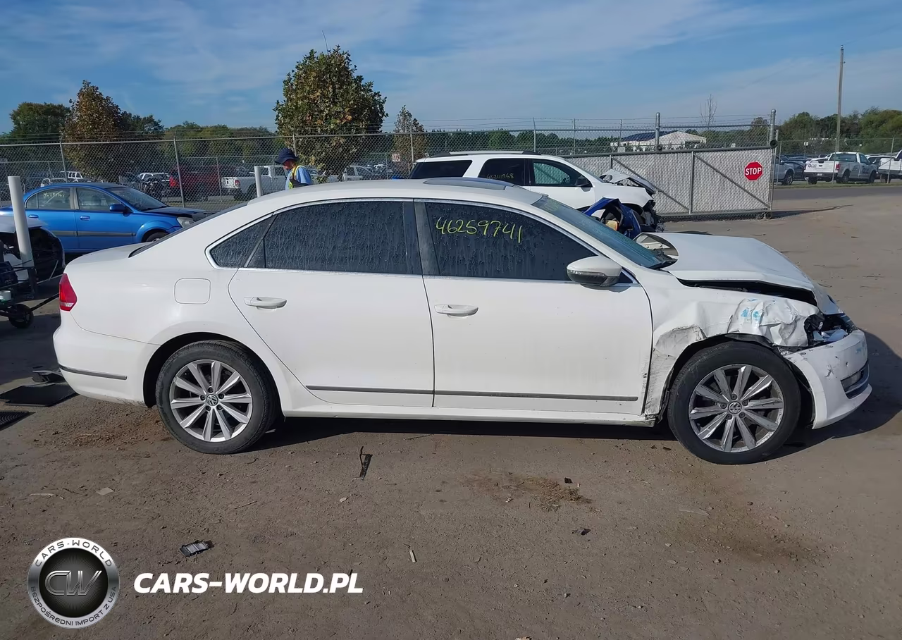 2012 Volkswagen Passat 2.5L Sel Premium VIN:1VWCH7A35CC021756 - 13