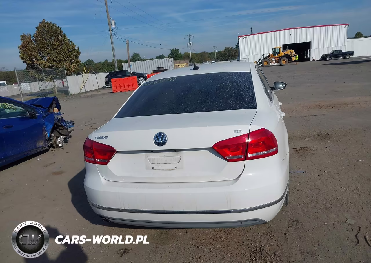 2012 Volkswagen Passat 2.5L Sel Premium VIN:1VWCH7A35CC021756 - 16