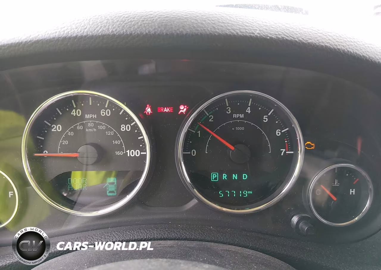 2015 Jeep Wrangler Willys Wheeler VIN:1C4AJWAG7FL714344 - 7