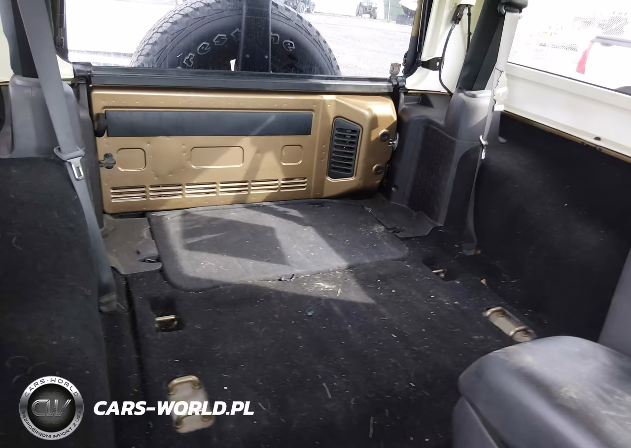 2015 Jeep Wrangler Willys Wheeler VIN:1C4AJWAG7FL714344 - 8