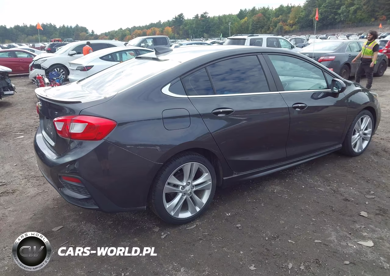 2016 Chevrolet Cruze Lt Auto VIN:1G1BE5SM3G7268235 - 4