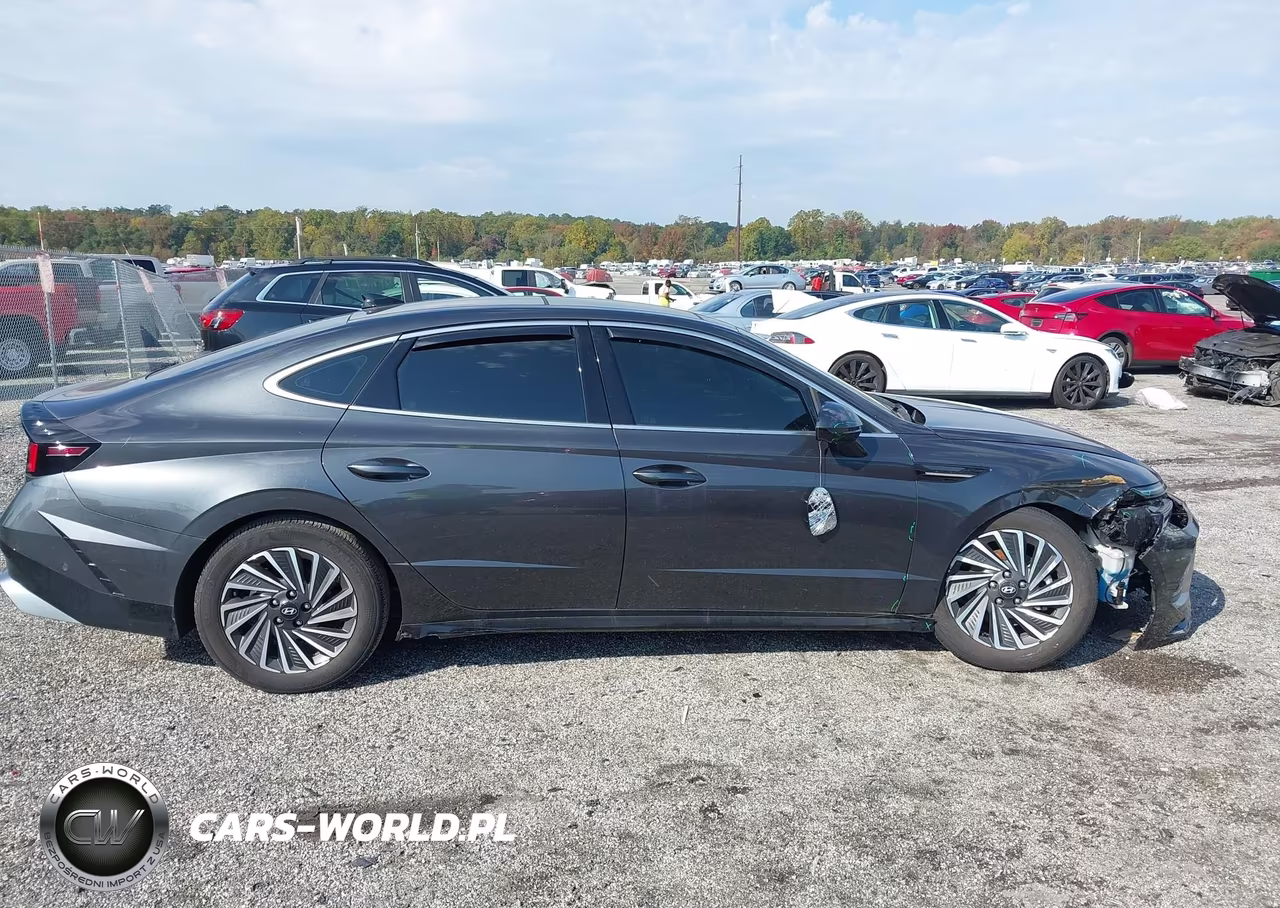 2024 Hyundai Sonata Hybrid Limited VIN:KMHL54JJ4RA089488 - 13