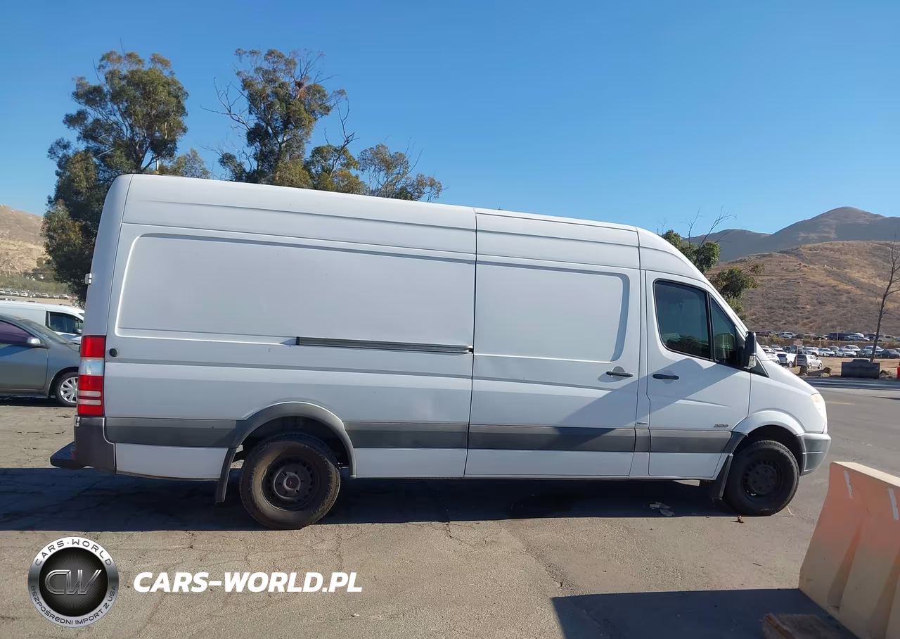 2013 Mercedes-Benz Sprinter 2500 High Roof VIN:WD3PE8CC6D5730728 - 13