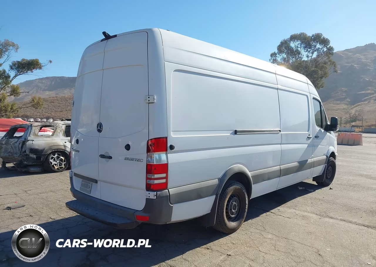 2013 Mercedes-Benz Sprinter 2500 High Roof VIN:WD3PE8CC6D5730728 - 4