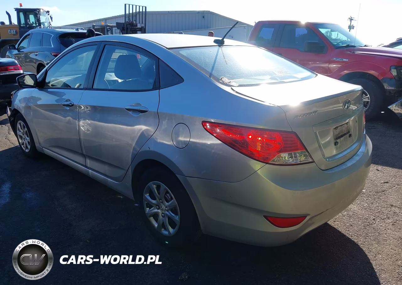 2014 Hyundai Accent Gls VIN:KMHCT4AE9EU640094 - 3