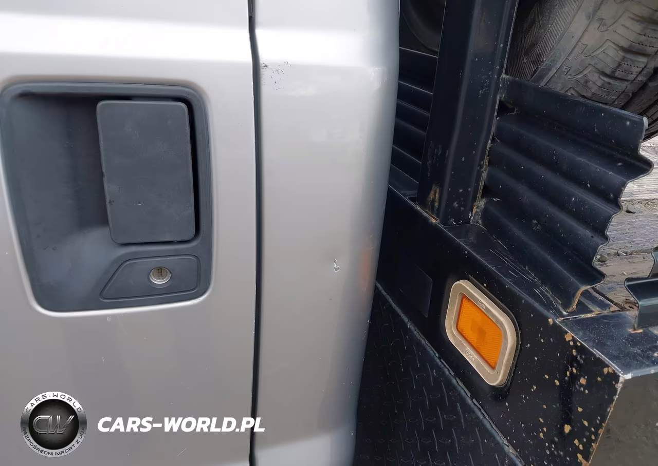 2015 Ford F-350 Chassis Xl VIN:1FDRF3H65FEA14788 - 15