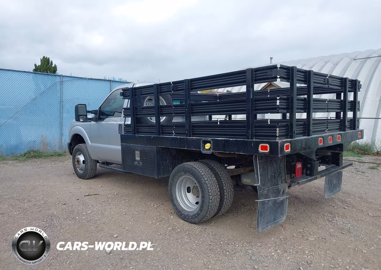 2015 Ford F-350 Chassis Xl VIN:1FDRF3H65FEA14788 - 3