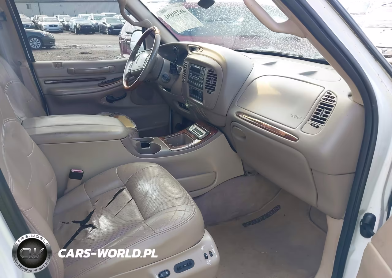 2000 Lincoln Navigator VIN:5LMEU27A6YLJ32543 - 5