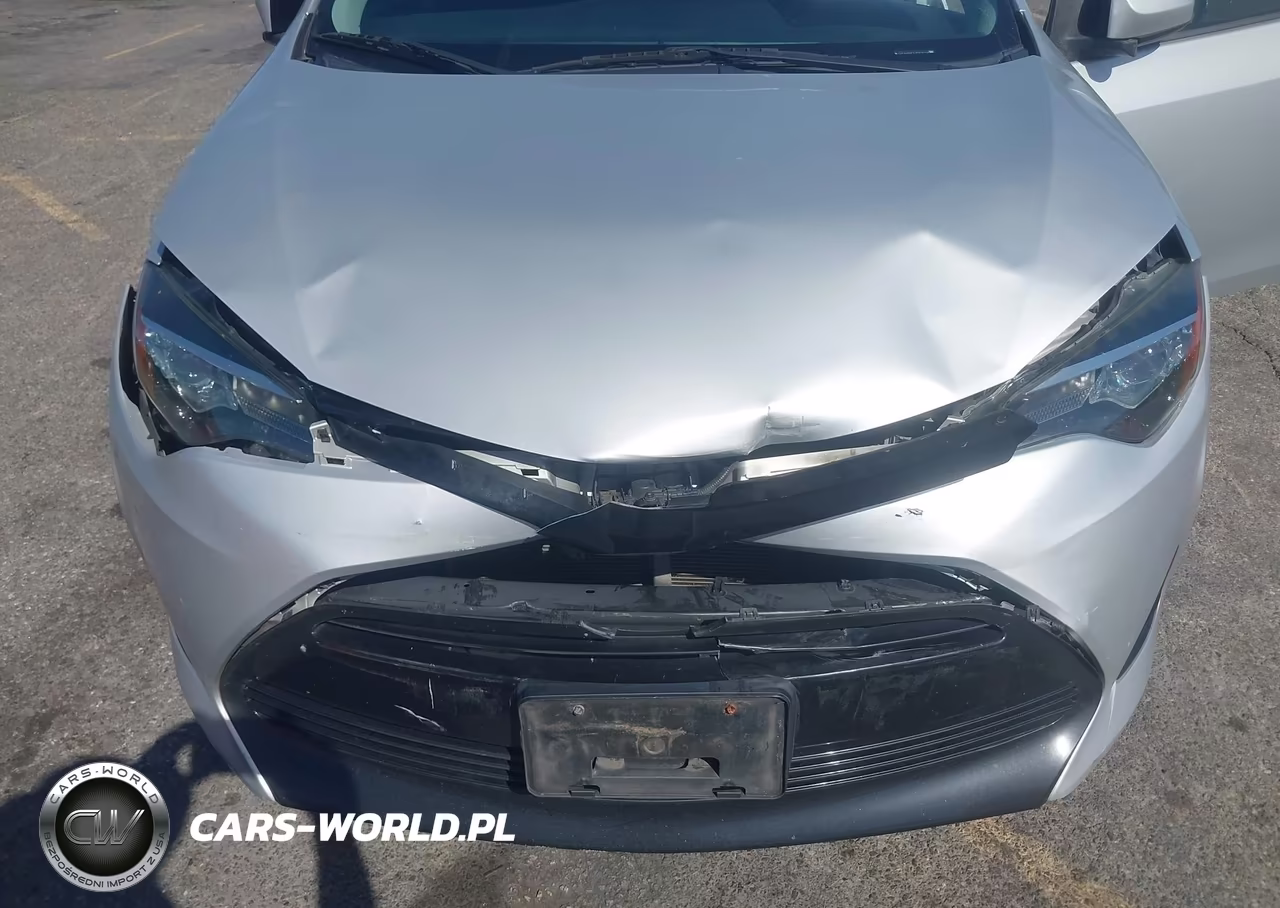 2018 Toyota Corolla Le VIN:5YFBURHE2JP829354 - 6