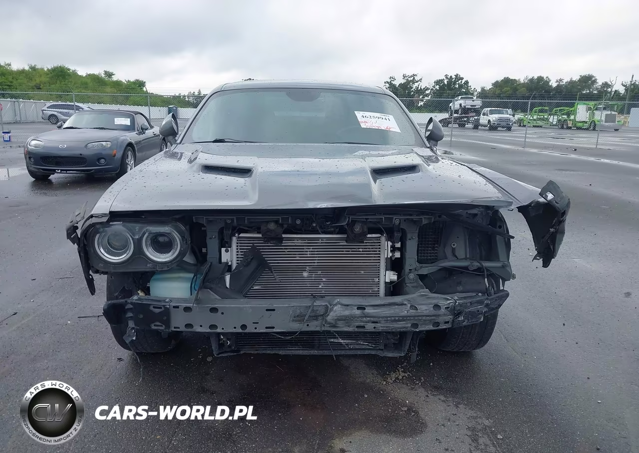 2018 Dodge Challenger Sxt VIN:2C3CDZAG5JH321924 - 13